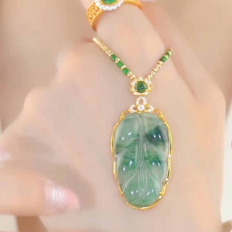Lucky leaves • Natural Emerald Jade stone necklace