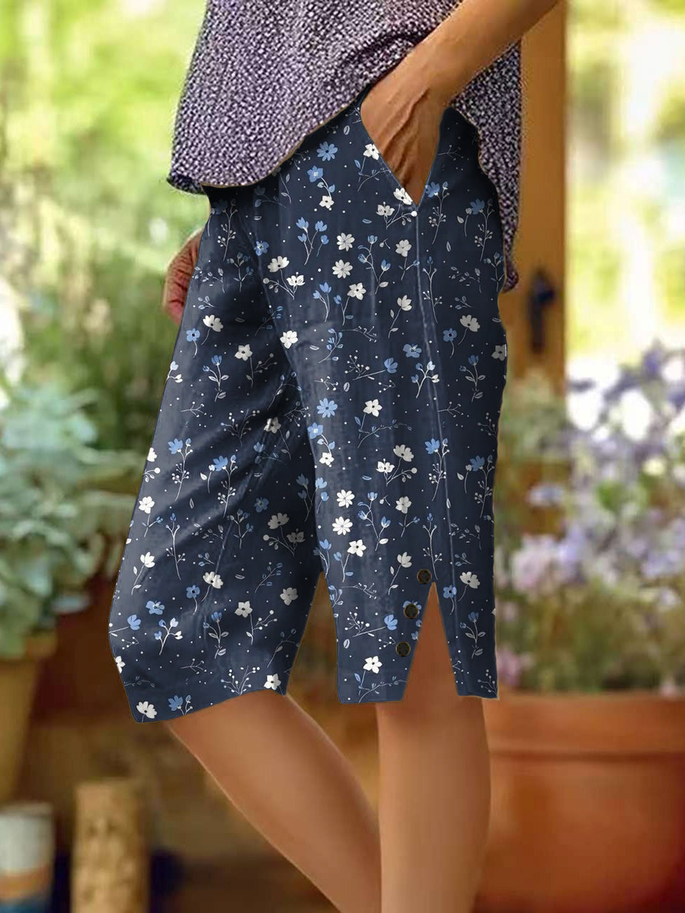 Women's Vintage Floral Art Printed Cotton And Linen Casual Pants